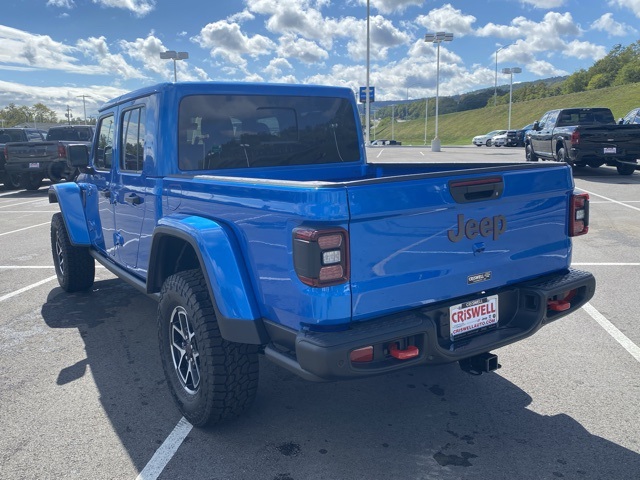 new 2025 Jeep Gladiator car, priced at $50,012