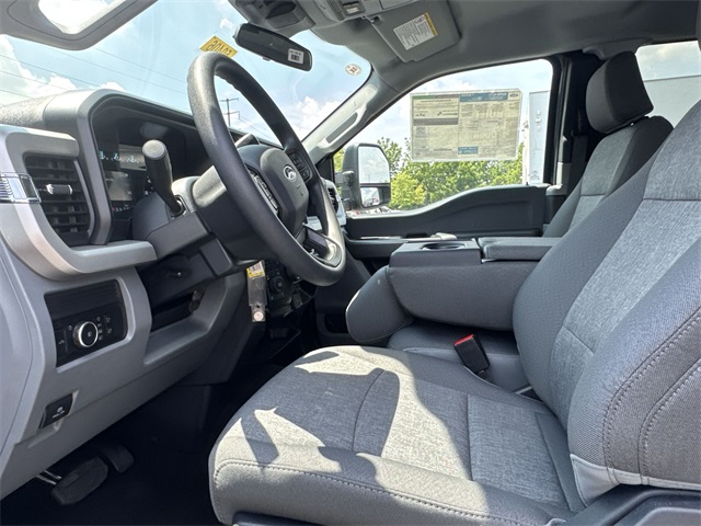 new 2025 Ford F-350SD car, priced at $61,231