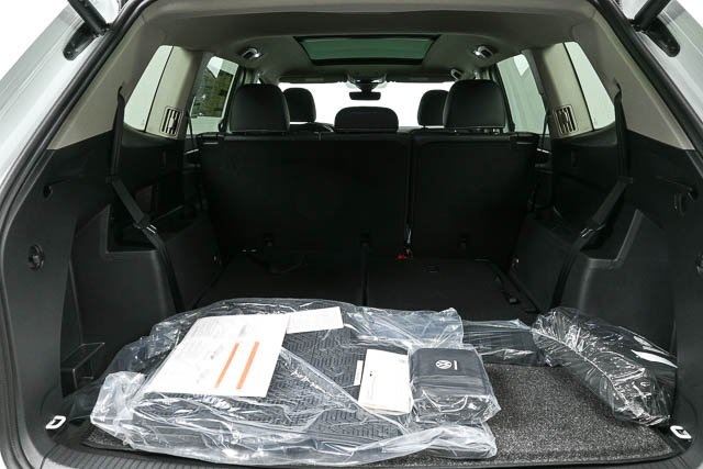 new 2025 Volkswagen Atlas car, priced at $44,337