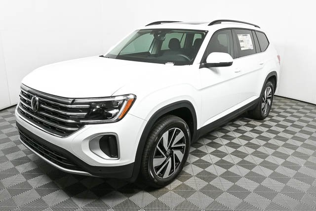 new 2025 Volkswagen Atlas car, priced at $44,337