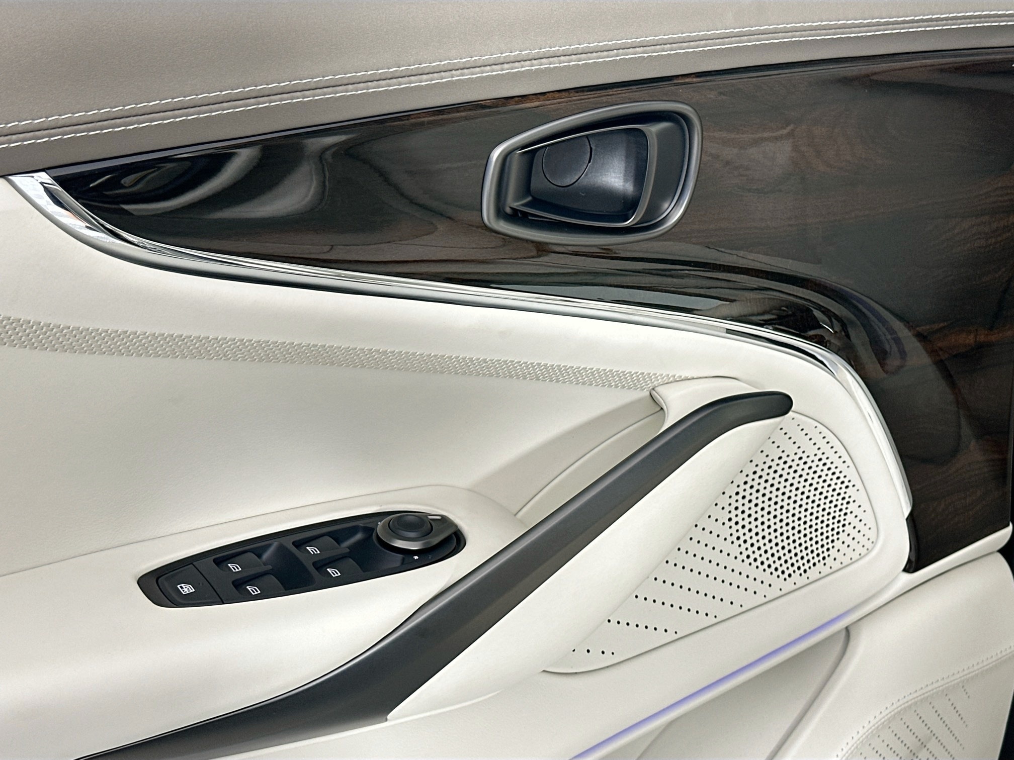 new 2025 Aston Martin DBX 707 car, priced at $304,935