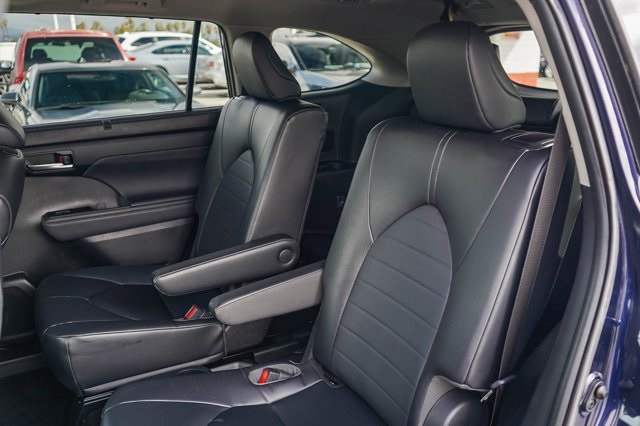 used 2023 Toyota Highlander car, priced at $36,588