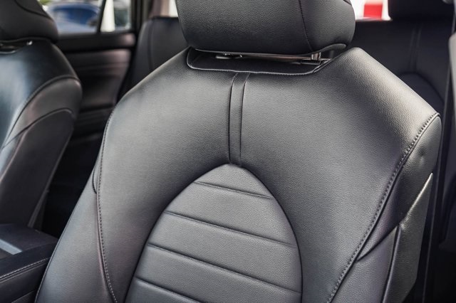 used 2023 Toyota Highlander car, priced at $36,588