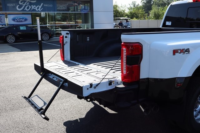 new 2025 Ford F-350SD car, priced at $95,317