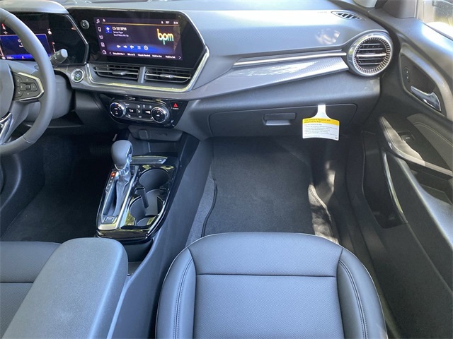 new 2025 Chevrolet Trax car, priced at $27,085