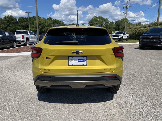 new 2025 Chevrolet Trax car, priced at $27,085