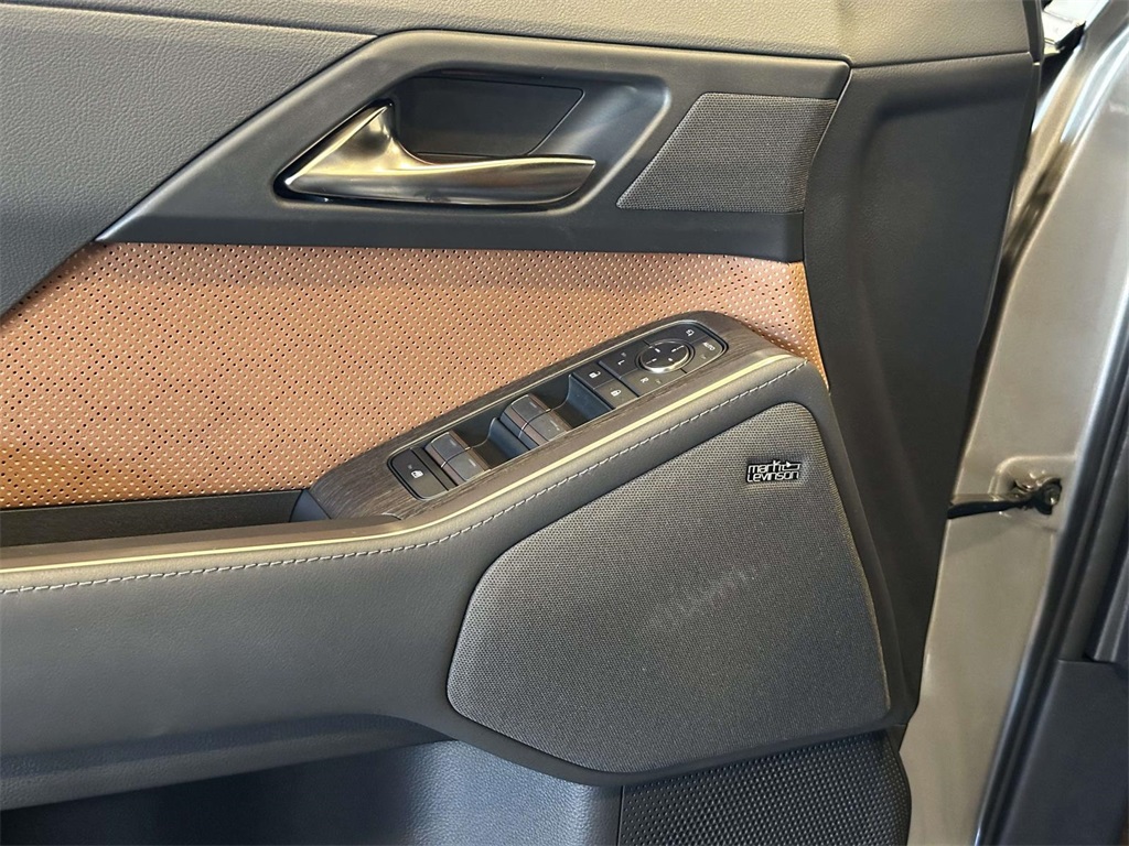 new 2025 Lexus GX car, priced at $86,098