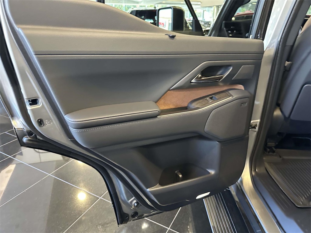 new 2025 Lexus GX car, priced at $86,098