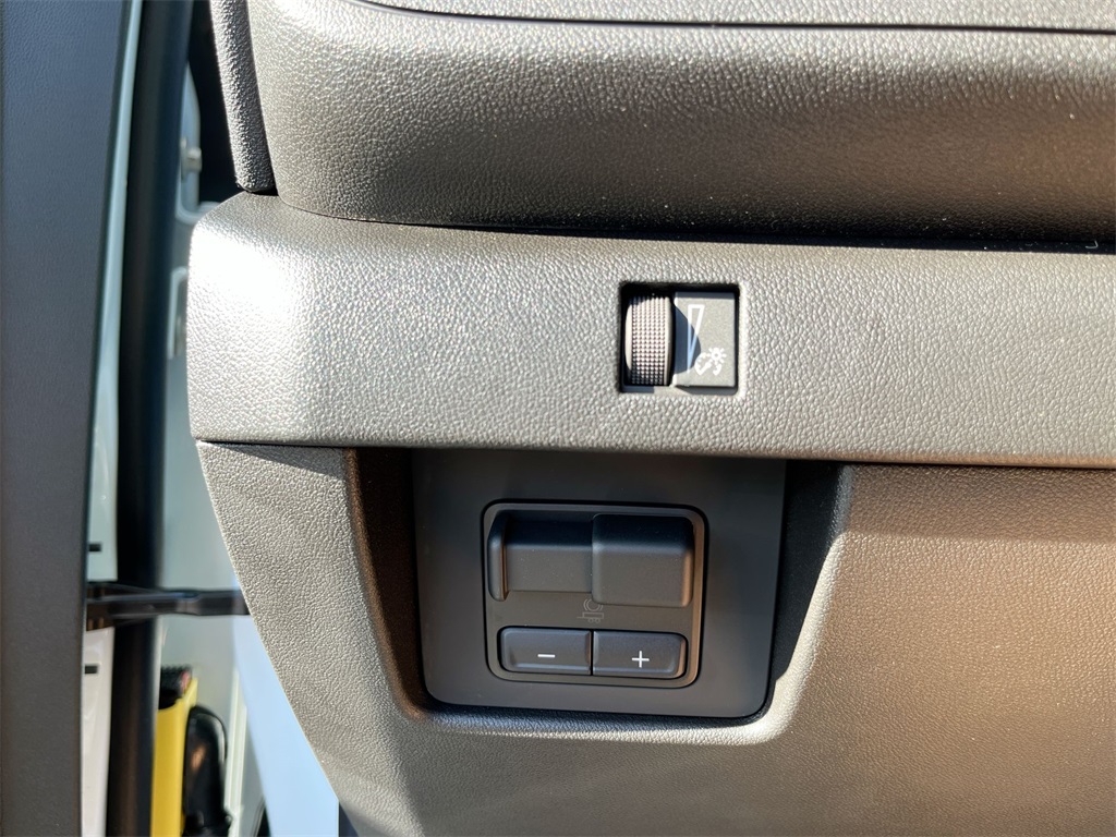 new 2025 Chevrolet Colorado car, priced at $37,147