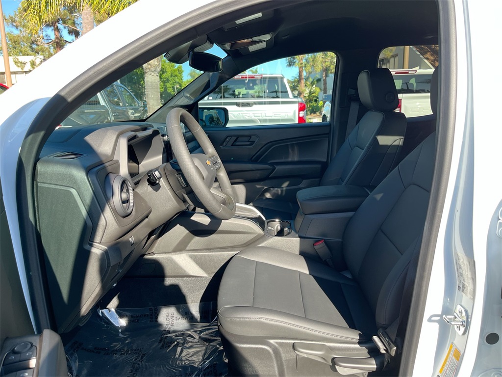 new 2025 Chevrolet Colorado car, priced at $37,147