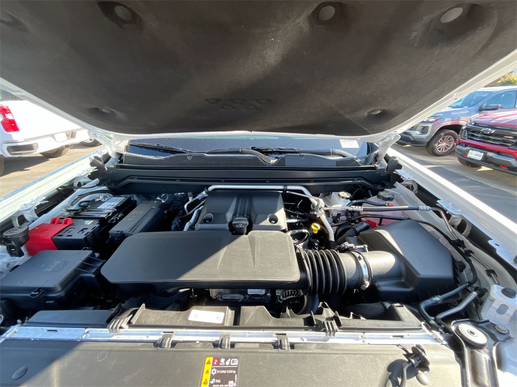 new 2025 Chevrolet Colorado car, priced at $37,147