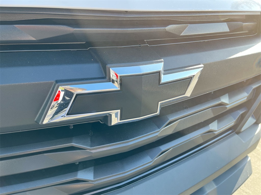 new 2025 Chevrolet Colorado car, priced at $37,147