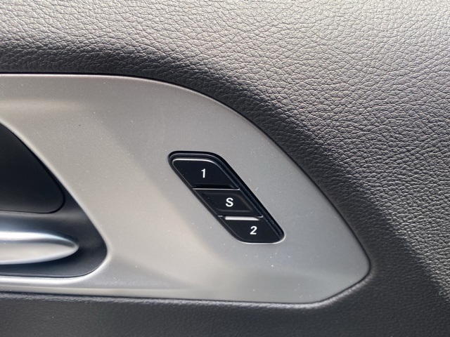 new 2025 Chrysler Pacifica car, priced at $44,294