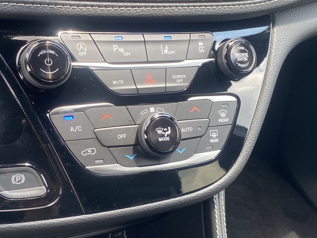 new 2025 Chrysler Pacifica car, priced at $44,294