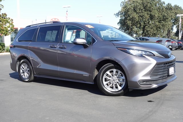 used 2021 Toyota Sienna car, priced at $31,000