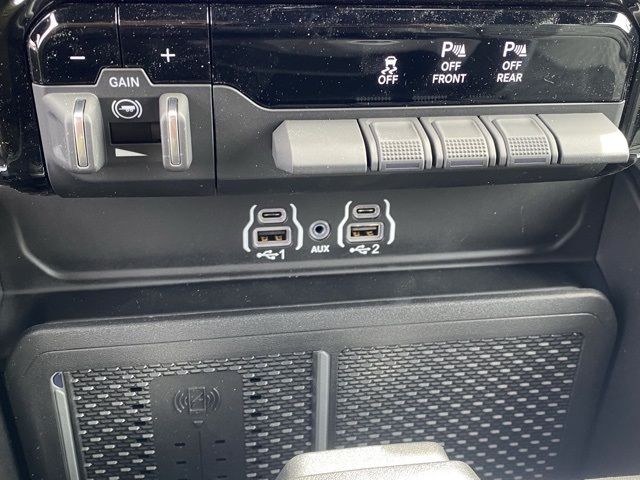 new 2025 Ram 1500 car, priced at $42,870
