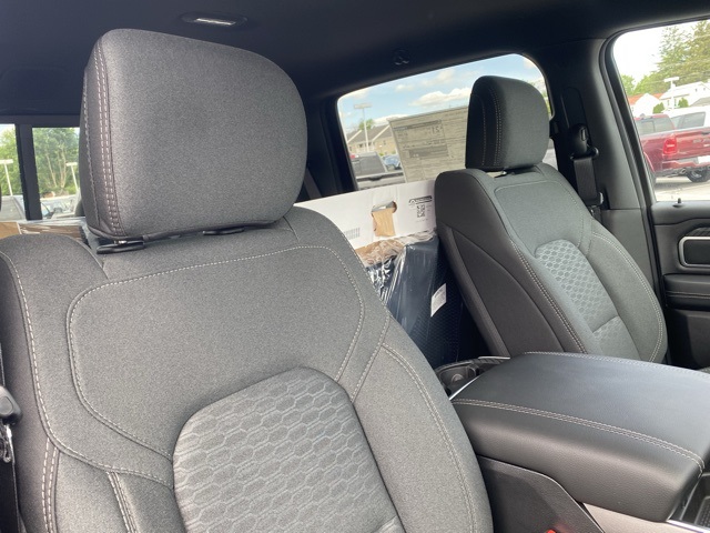 new 2025 Ram 1500 car, priced at $42,870
