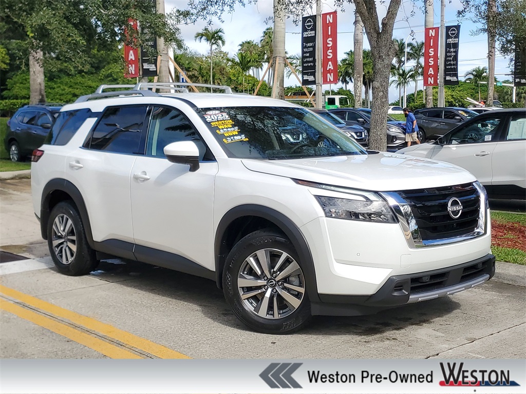 used 2025 Nissan Pathfinder car, priced at $37,495