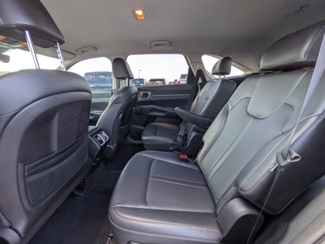 used 2021 Kia Sorento car, priced at $22,306