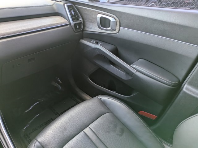 used 2021 Kia Sorento car, priced at $22,306