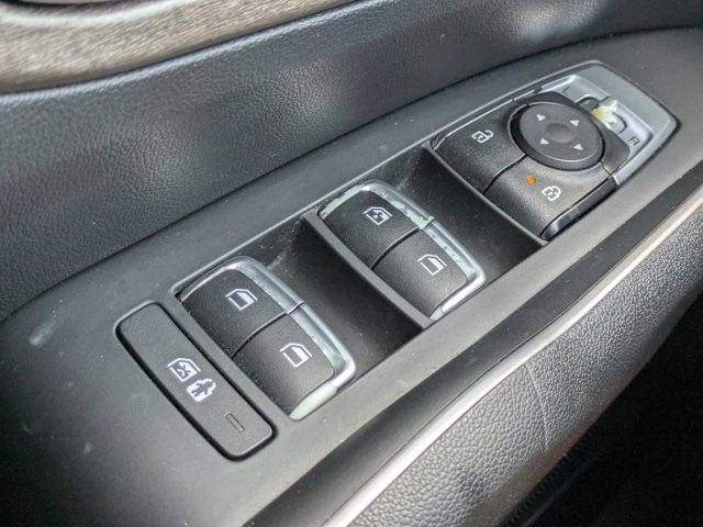 used 2021 Kia Sorento car, priced at $22,306