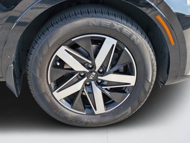 used 2021 Kia Sorento car, priced at $22,306