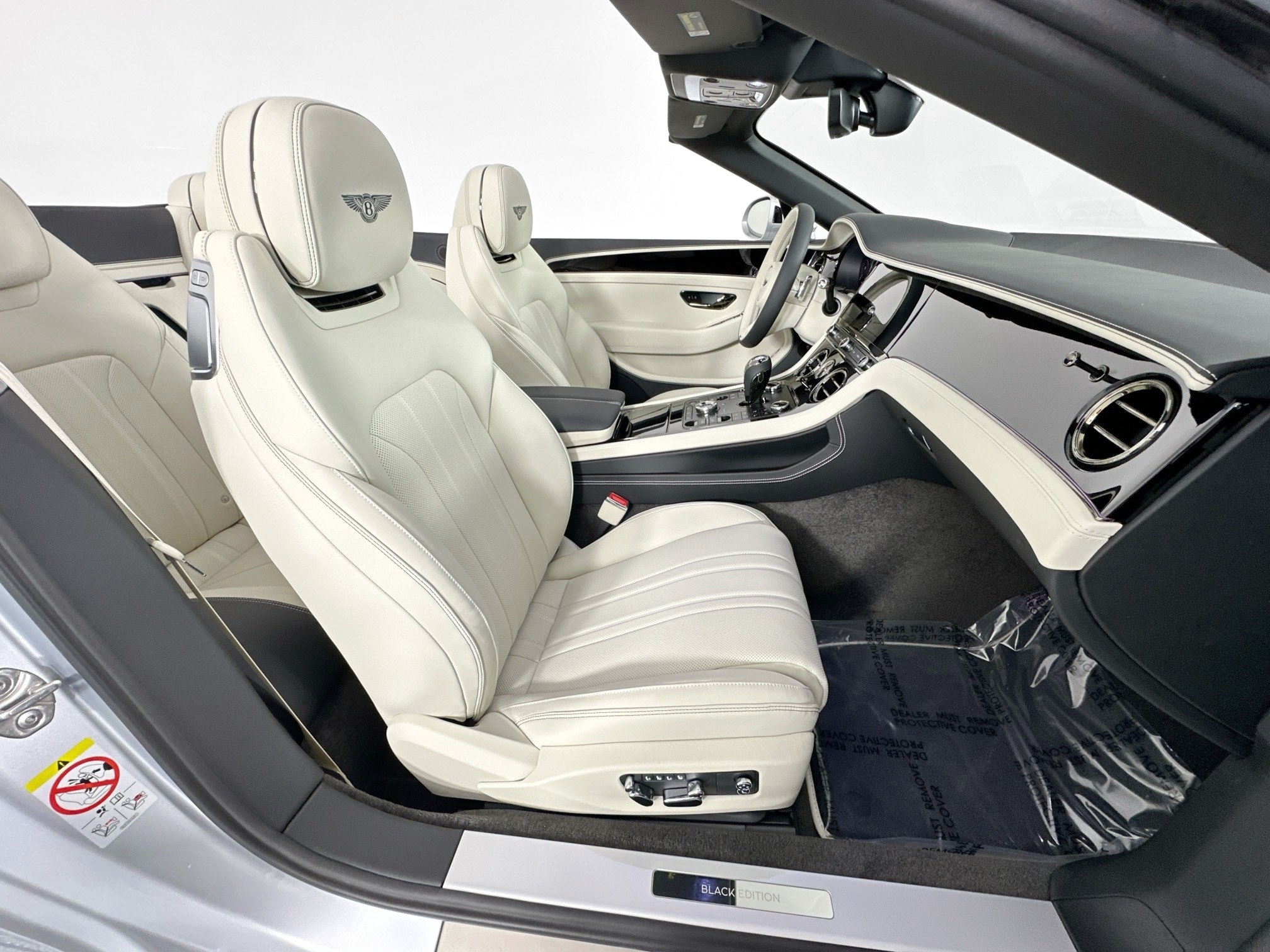 new 2025 Bentley Continental GTC car