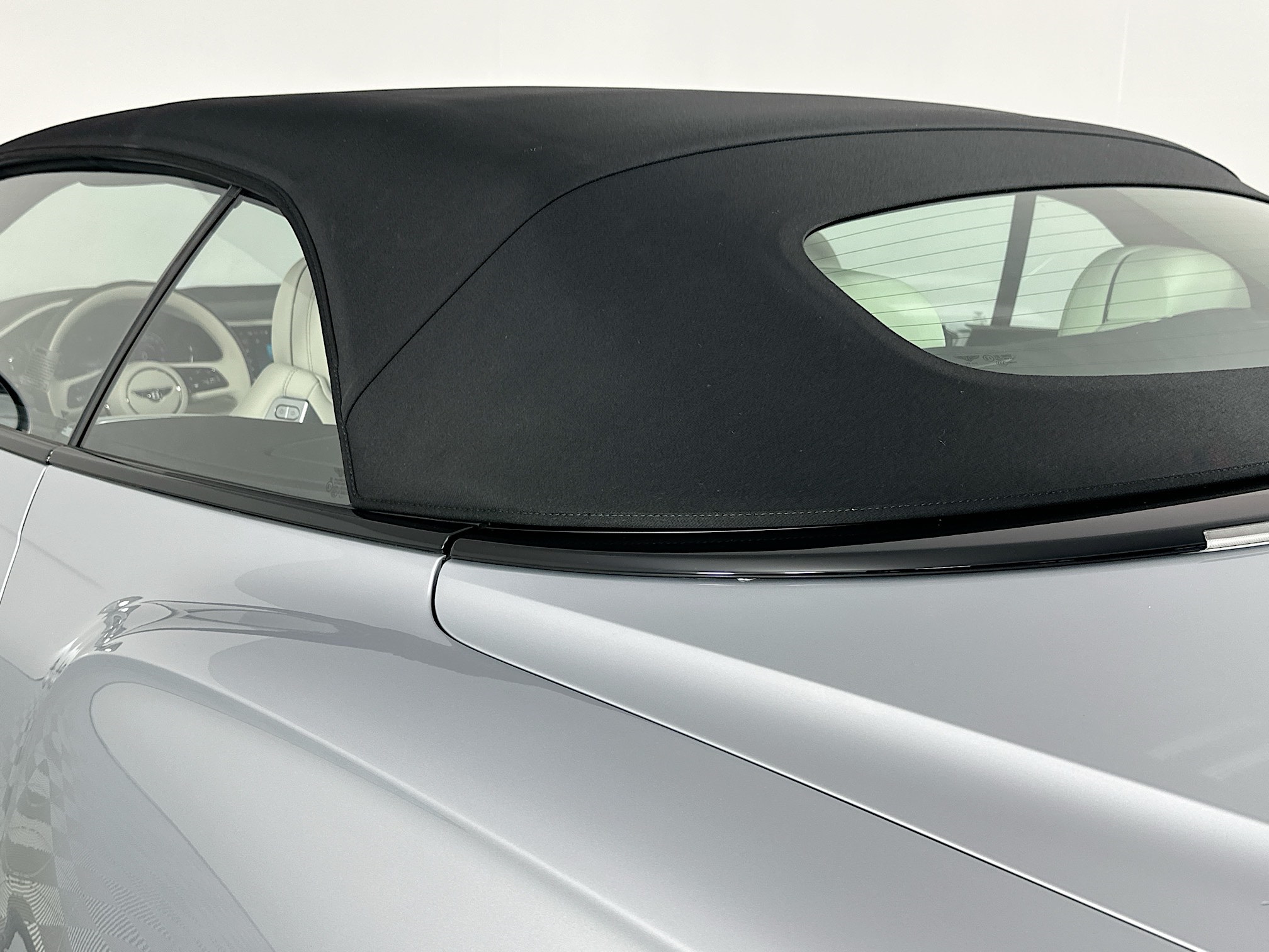 new 2025 Bentley Continental GTC car