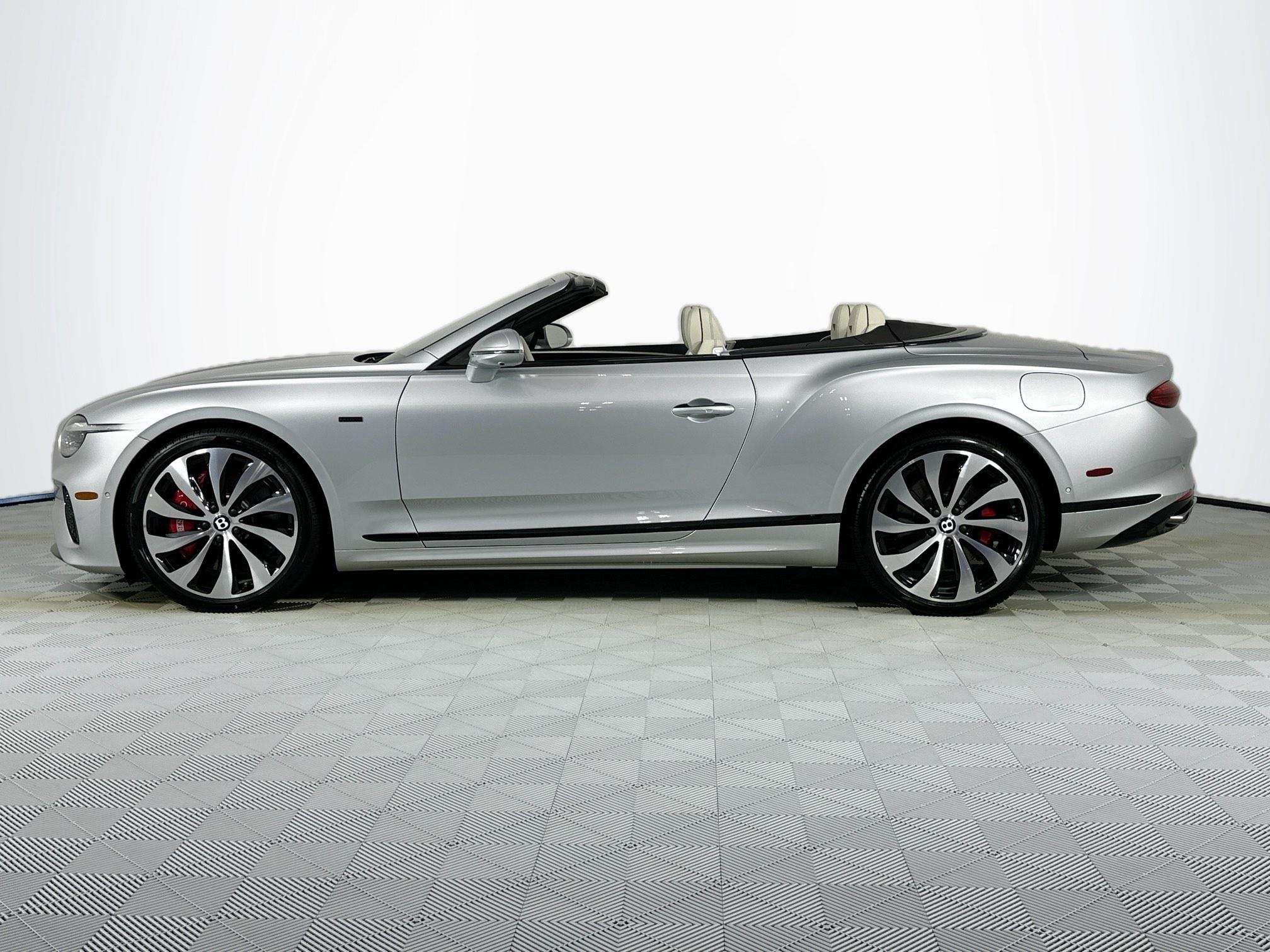 new 2025 Bentley Continental GTC car