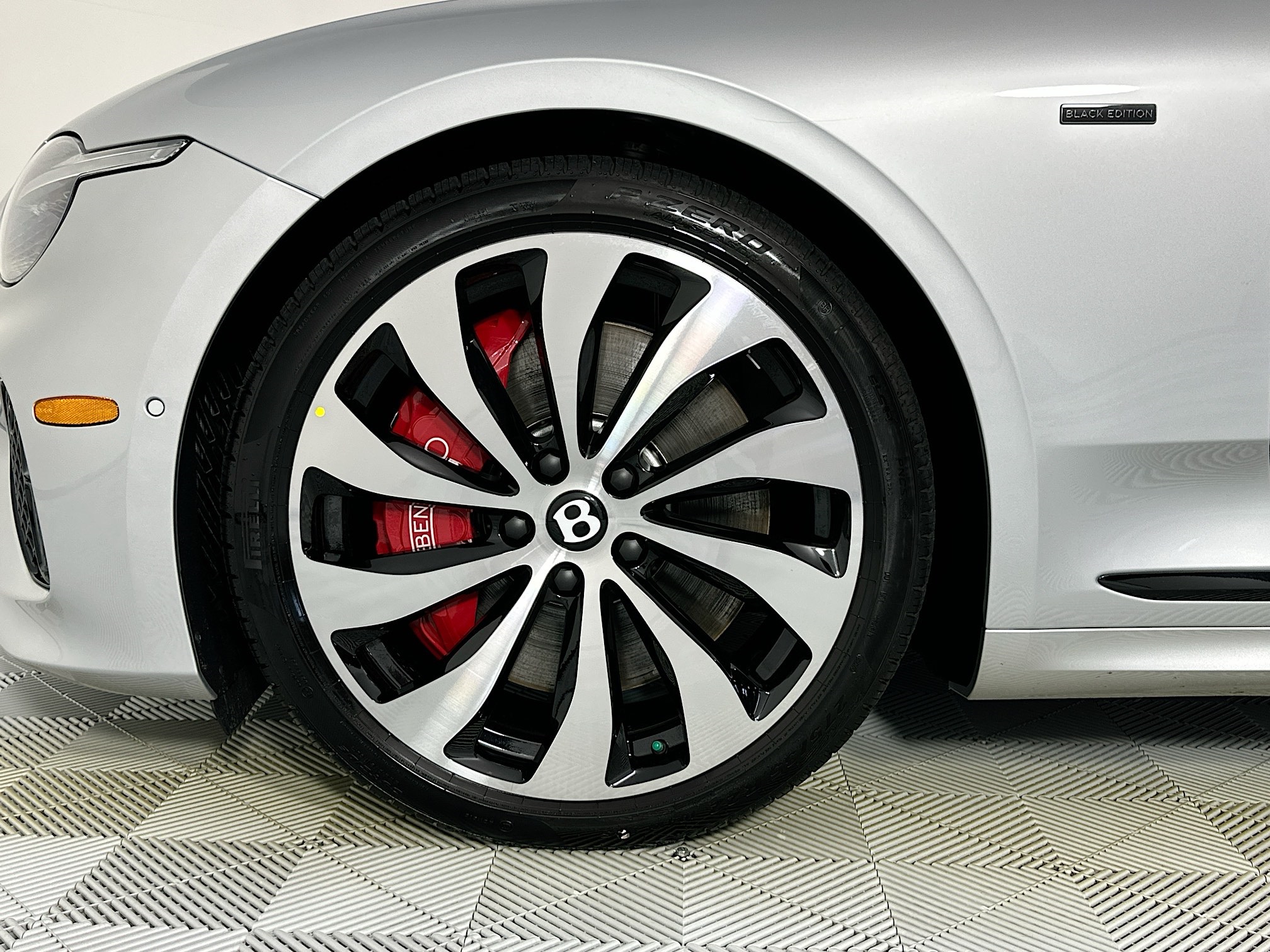 new 2025 Bentley Continental GTC car