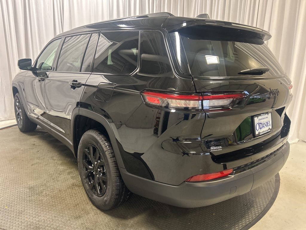 new 2025 Jeep Grand Cherokee L car, priced at $47,225