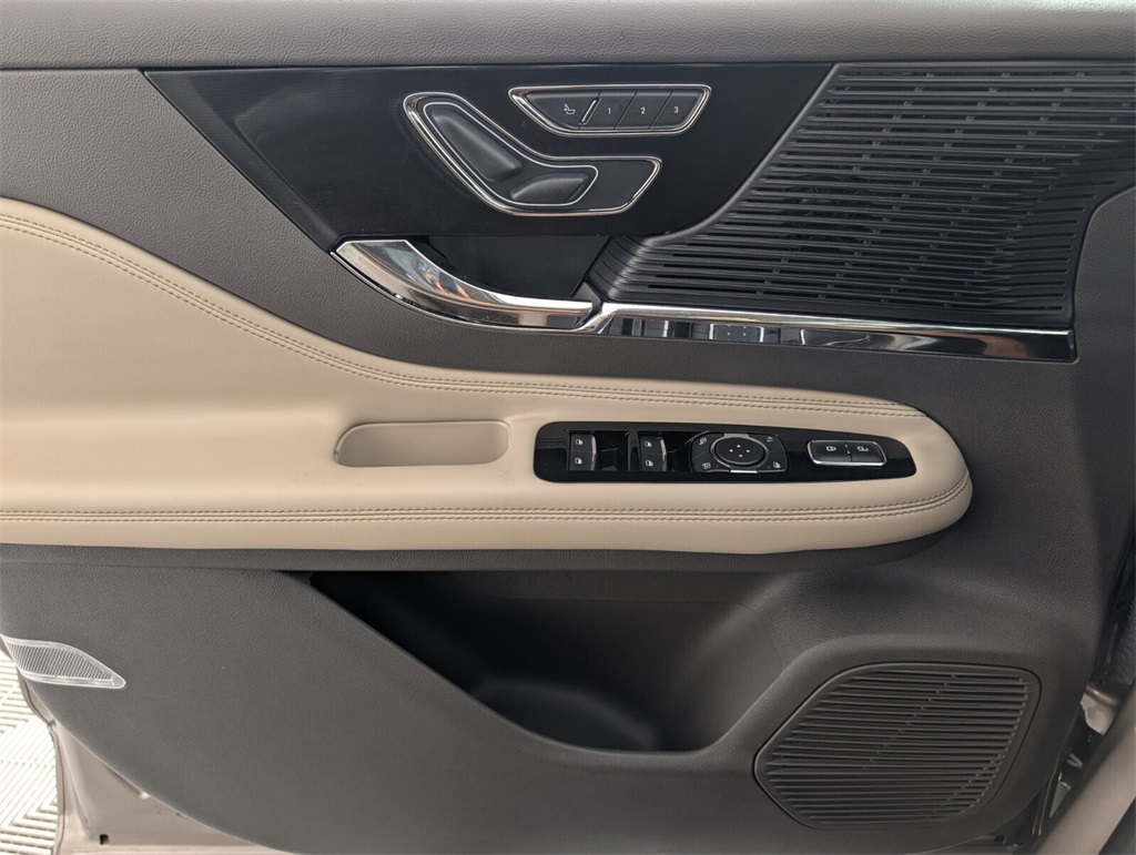 used 2021 Lincoln Corsair car, priced at $25,488