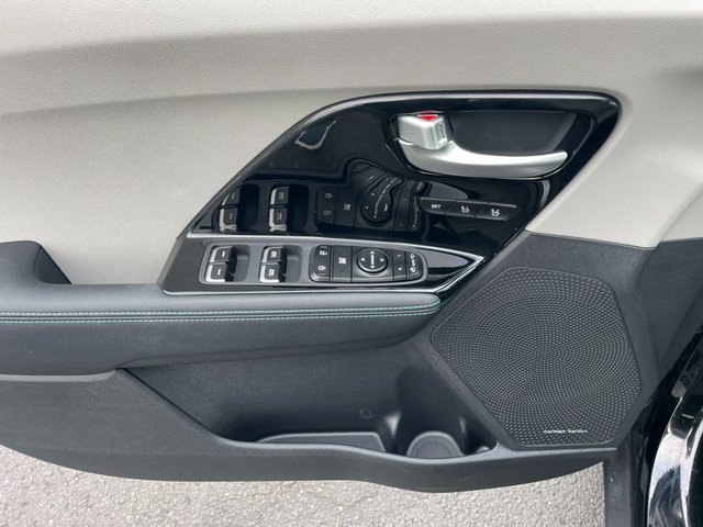 used 2021 Kia Niro Plug-In Hybrid car, priced at $21,983