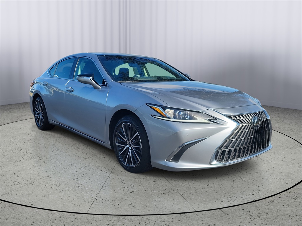 used 2025 Lexus ES car, priced at $40,998