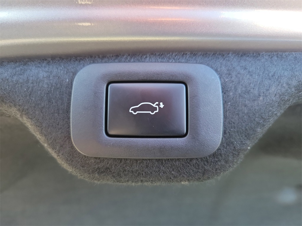 used 2025 Lexus ES car, priced at $40,998