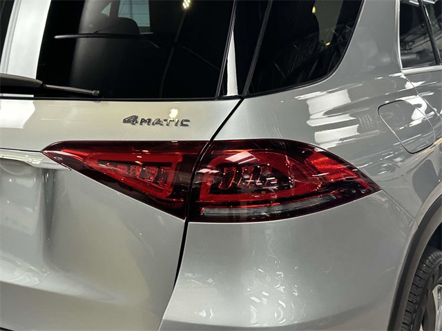 used 2022 Mercedes-Benz GLE car, priced at $52,991