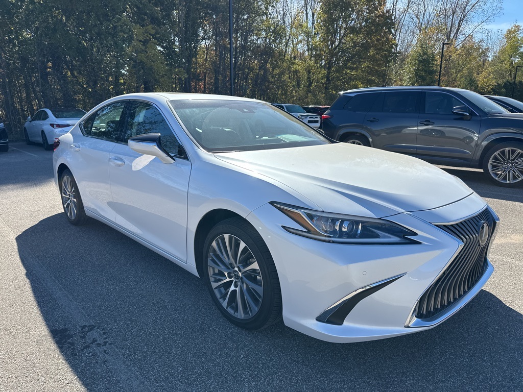 used 2020 Lexus ES car, priced at $37,590