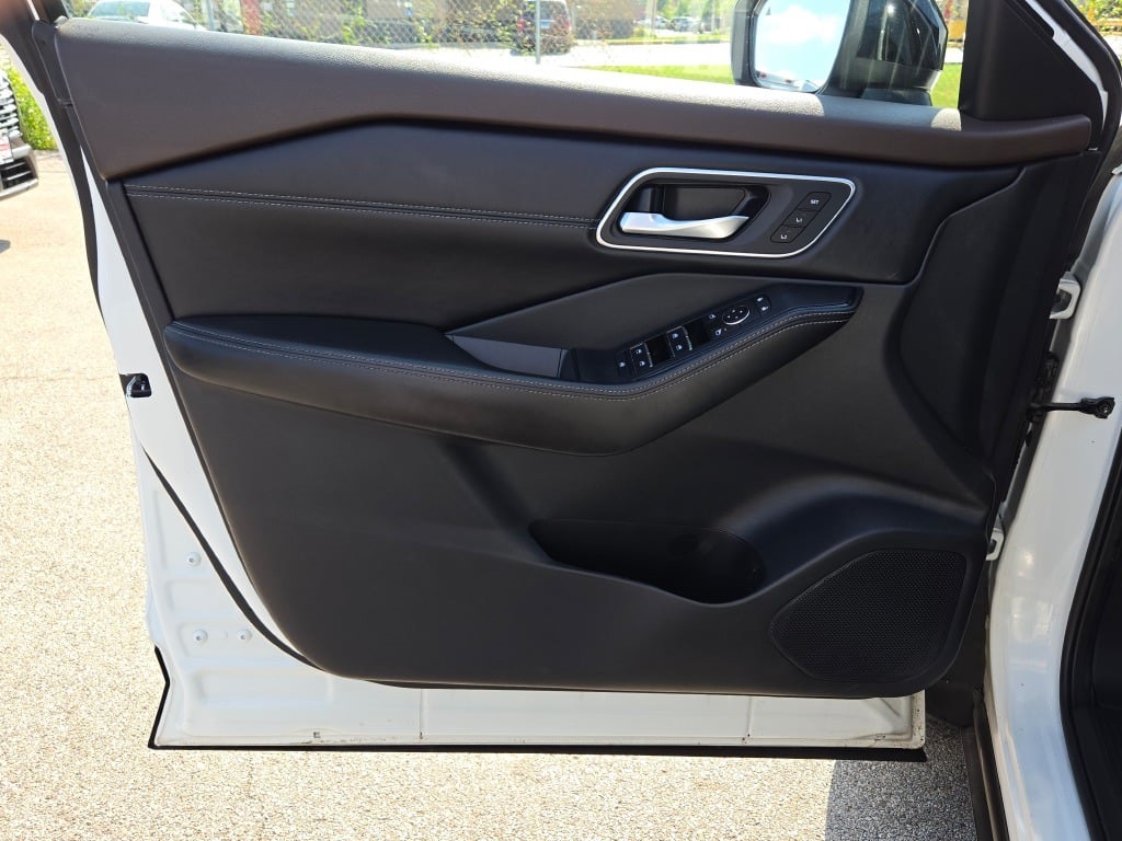 used 2021 Nissan Rogue car, priced at $23,000