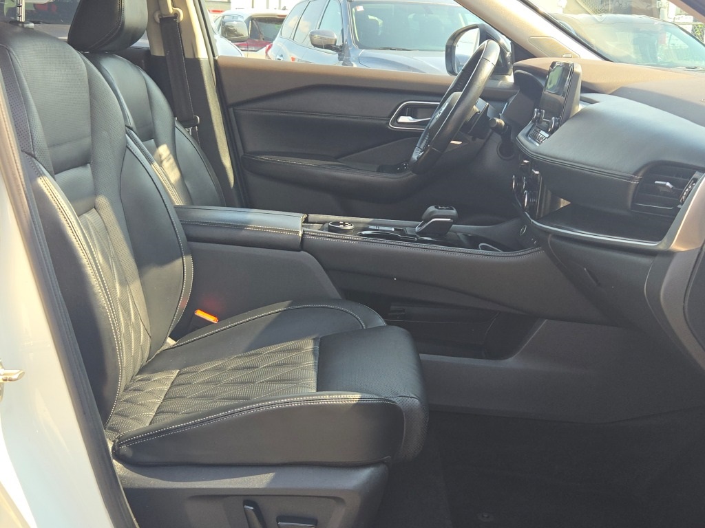 used 2021 Nissan Rogue car, priced at $23,000