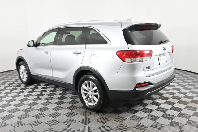 used 2018 Kia Sorento car, priced at $13,998