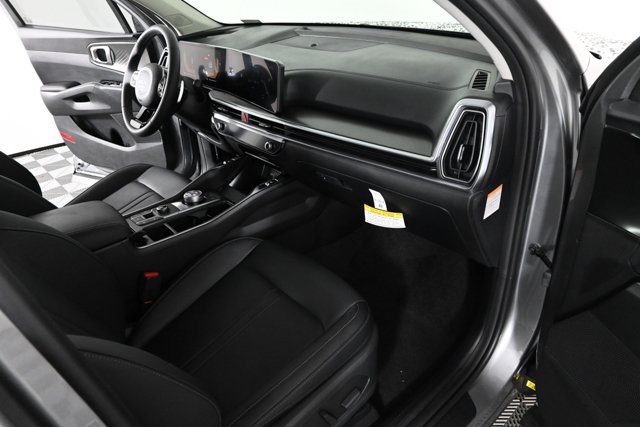 new 2025 Kia Sorento Hybrid car, priced at $42,159