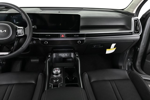 new 2025 Kia Sorento Hybrid car, priced at $42,159