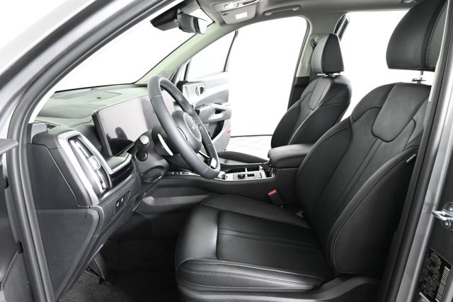 new 2025 Kia Sorento Hybrid car, priced at $42,159