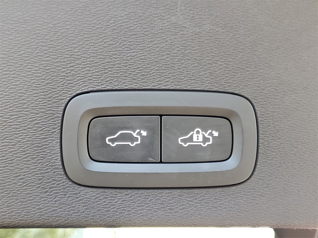 used 2023 Volvo C40 Recharge Pure Electric car, priced at $25,995