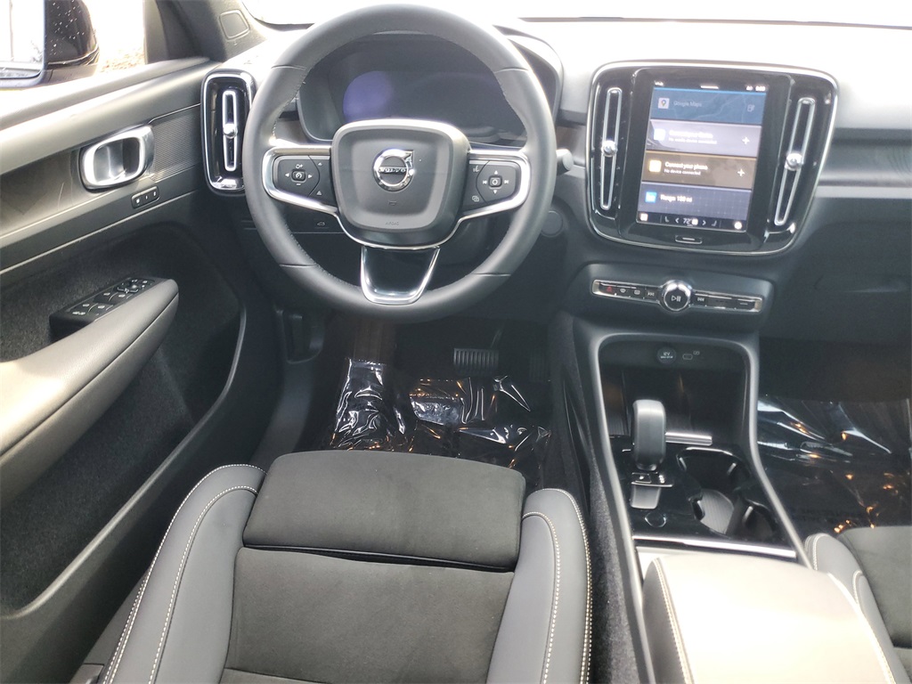 used 2023 Volvo C40 Recharge Pure Electric car, priced at $25,995