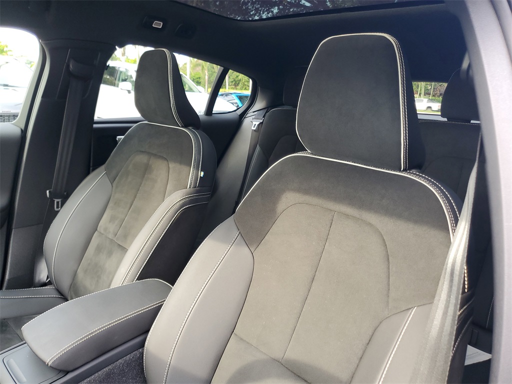 used 2023 Volvo C40 Recharge Pure Electric car, priced at $25,995