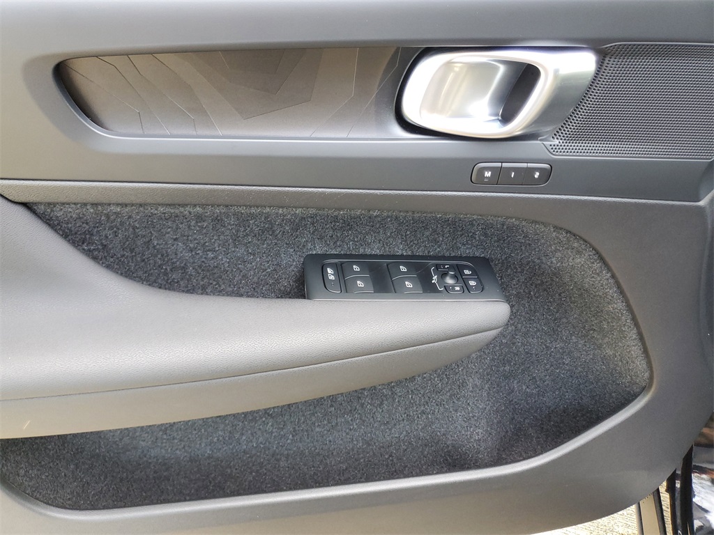 used 2023 Volvo C40 Recharge Pure Electric car, priced at $25,995