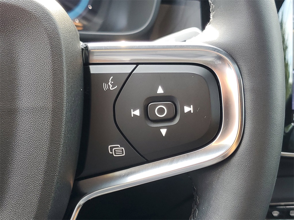 used 2023 Volvo C40 Recharge Pure Electric car, priced at $25,995