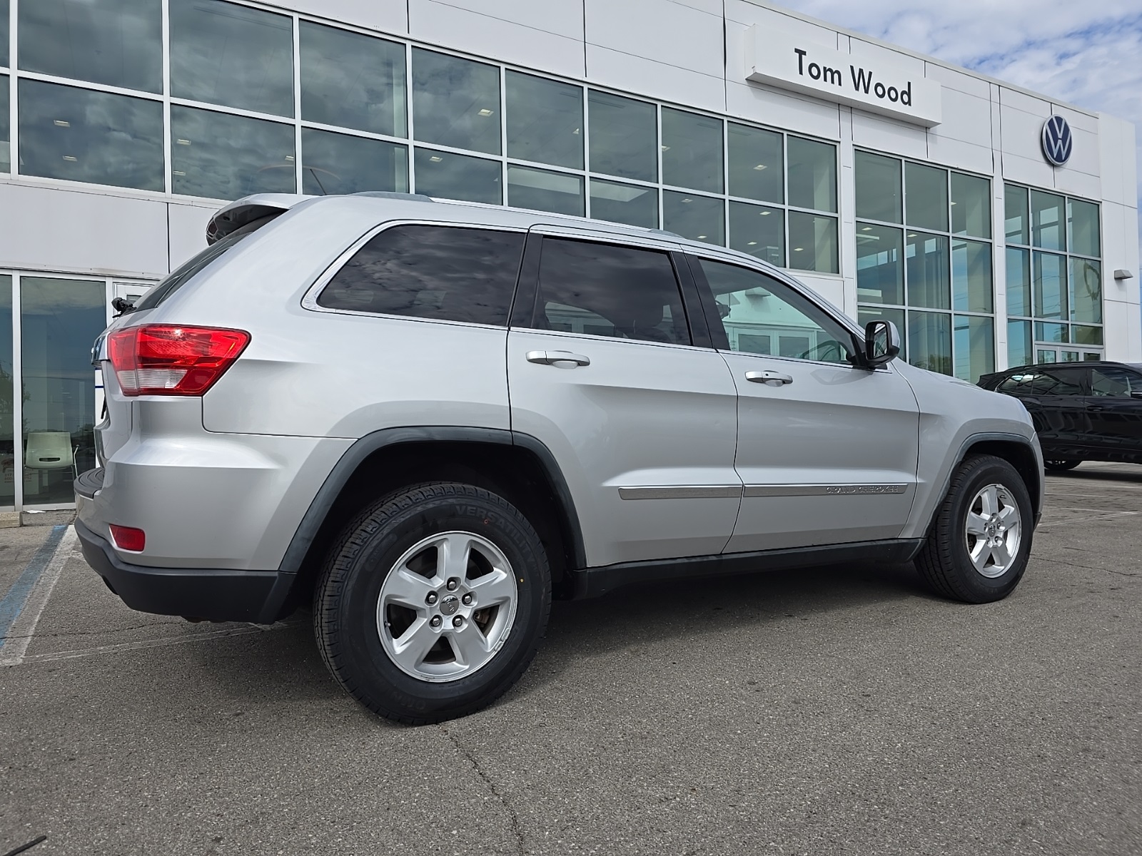 used 2012 Jeep Grand Cherokee car, priced at $9,100