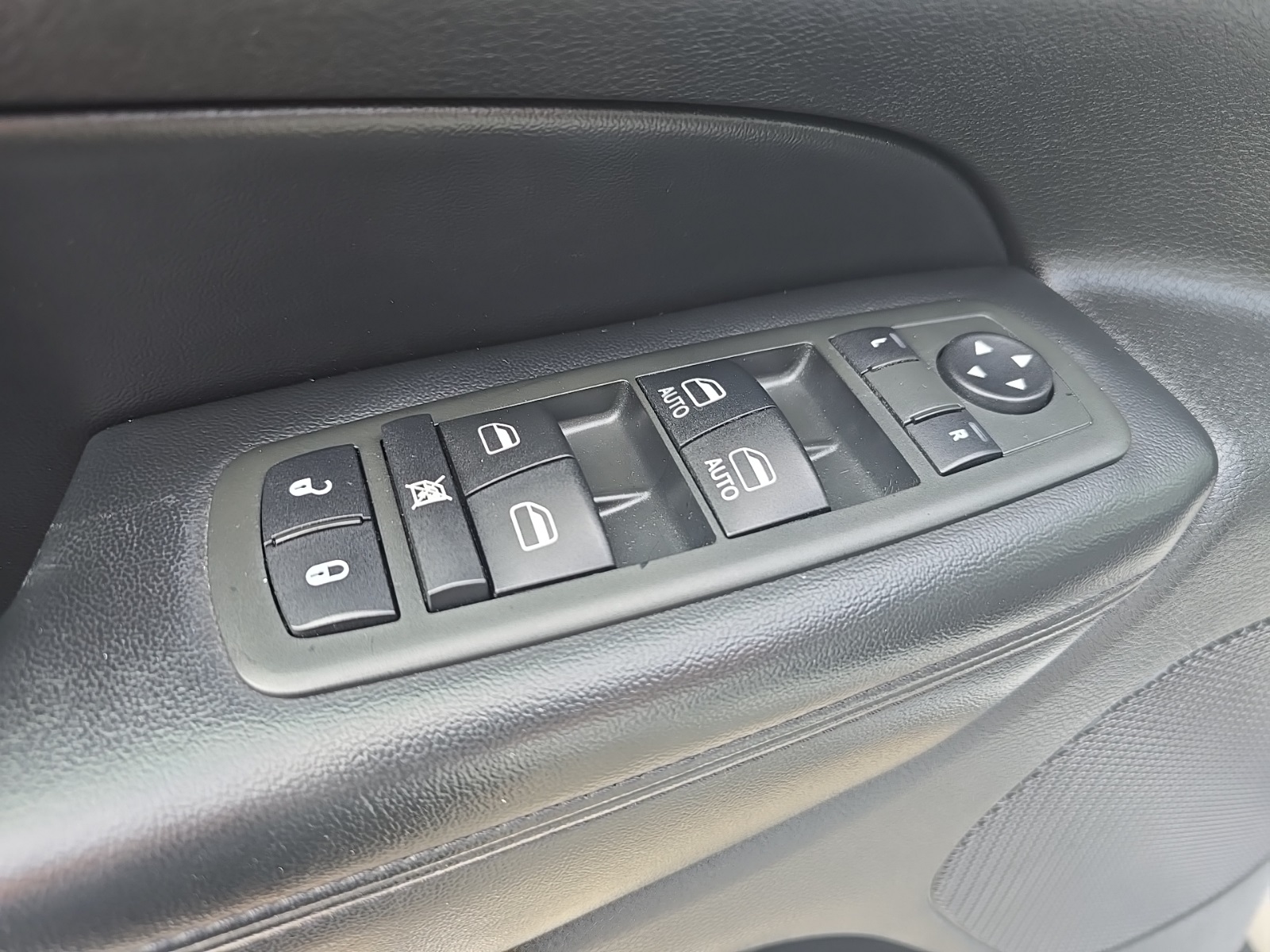 used 2012 Jeep Grand Cherokee car, priced at $9,100